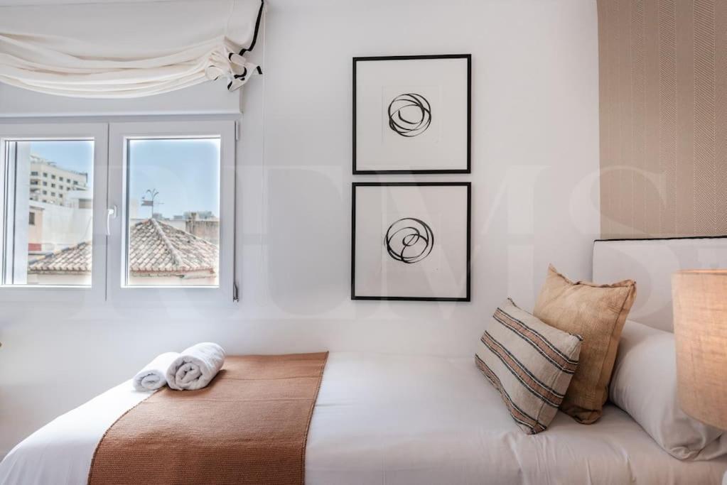 Apartment With Cathedral View & Terrace By Rems Málaga Exterior foto